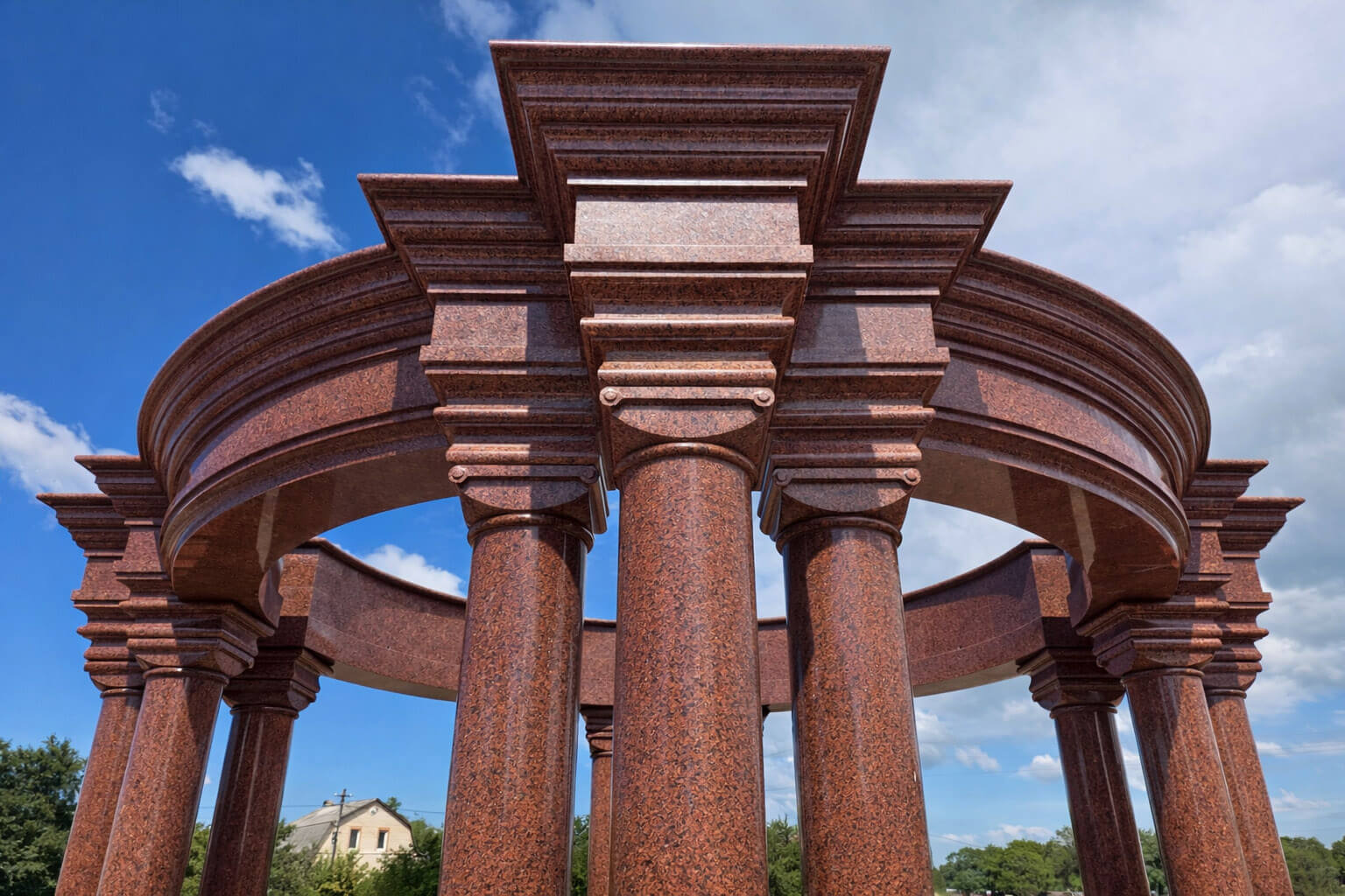 Малі архітектурні форми