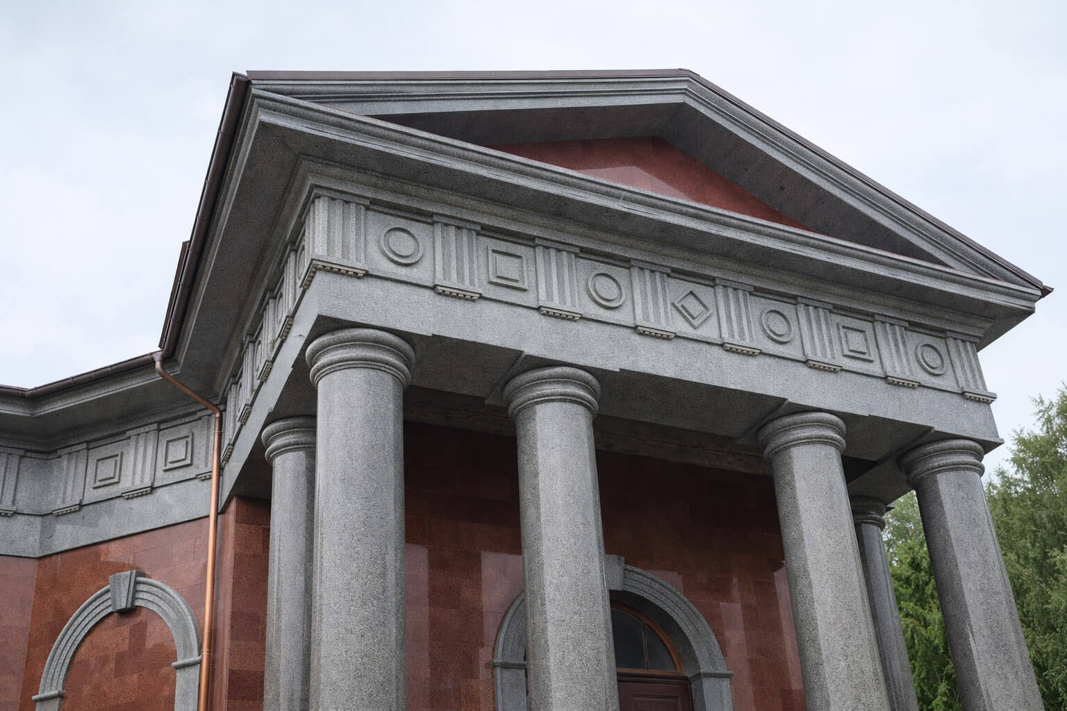 Підлоги з мармуру