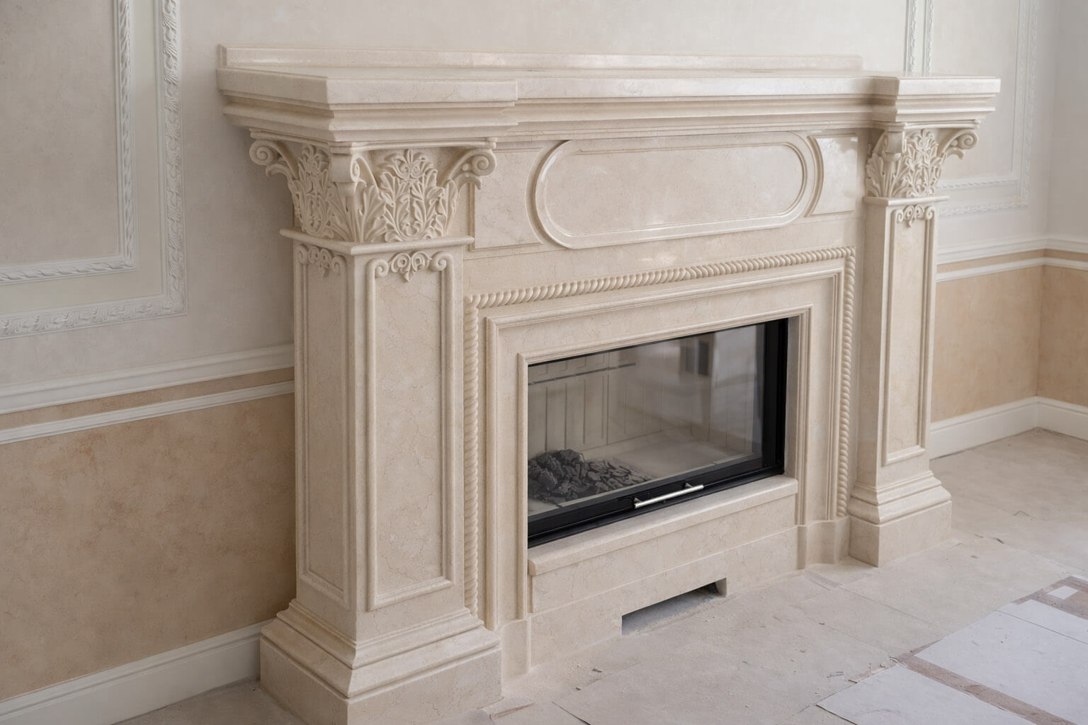 Панно з граніту