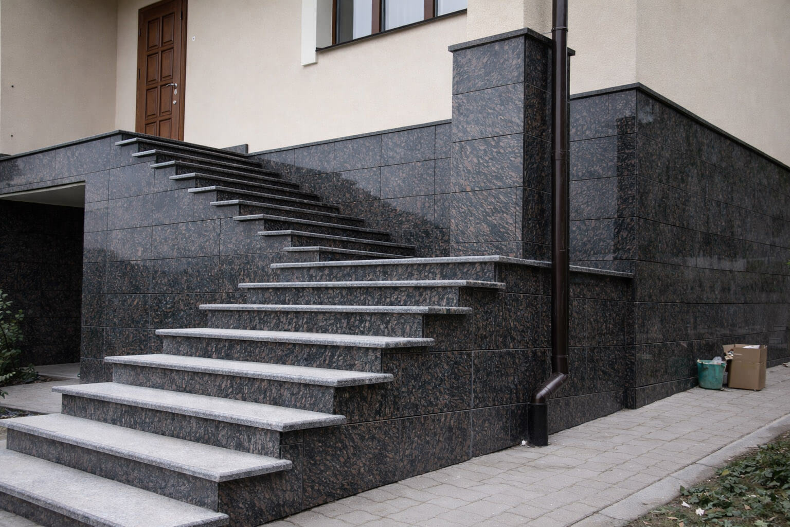 Стільниці з каменю