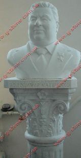 мраморный бюст
