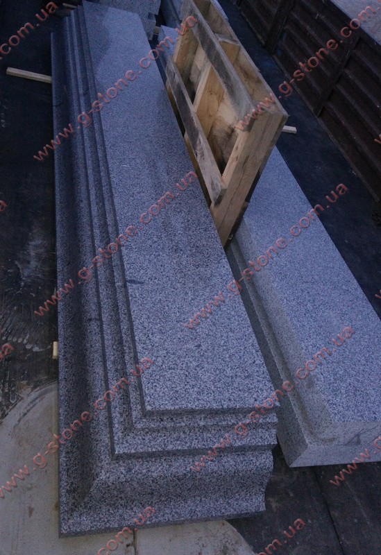 Колоны из гранита покостовка